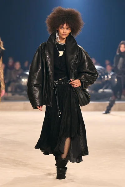 Look 44